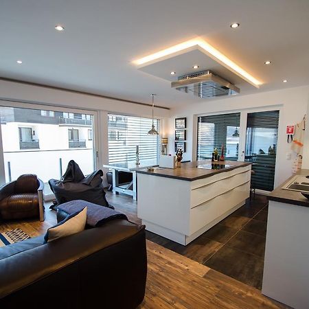 Superb Alpine Lodges By All In One Apartments Zell am See Bagian luar foto